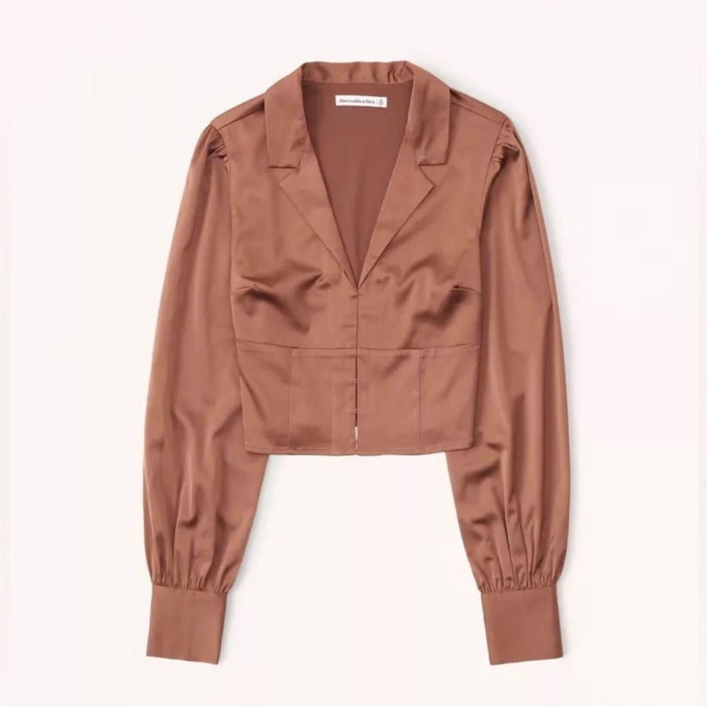 Abercrombie & Fitch Long-Sleeve Satin Hook-and-Eye Shirt